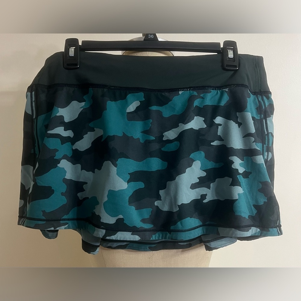 Lululemon Pace Rival MR Skirt Camo Tidewater Teal Multi/Rainforest Green, Sz 10R